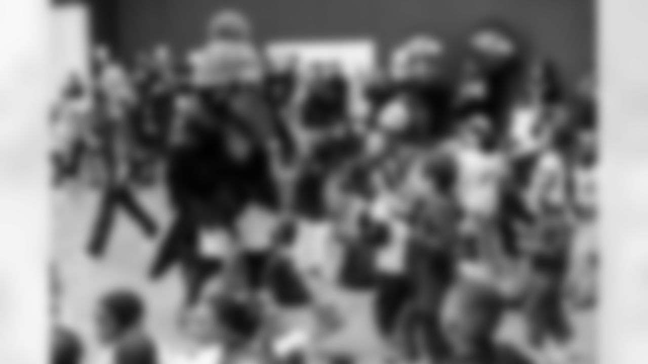 032_20251114_Purple_Caravan_sh_1477