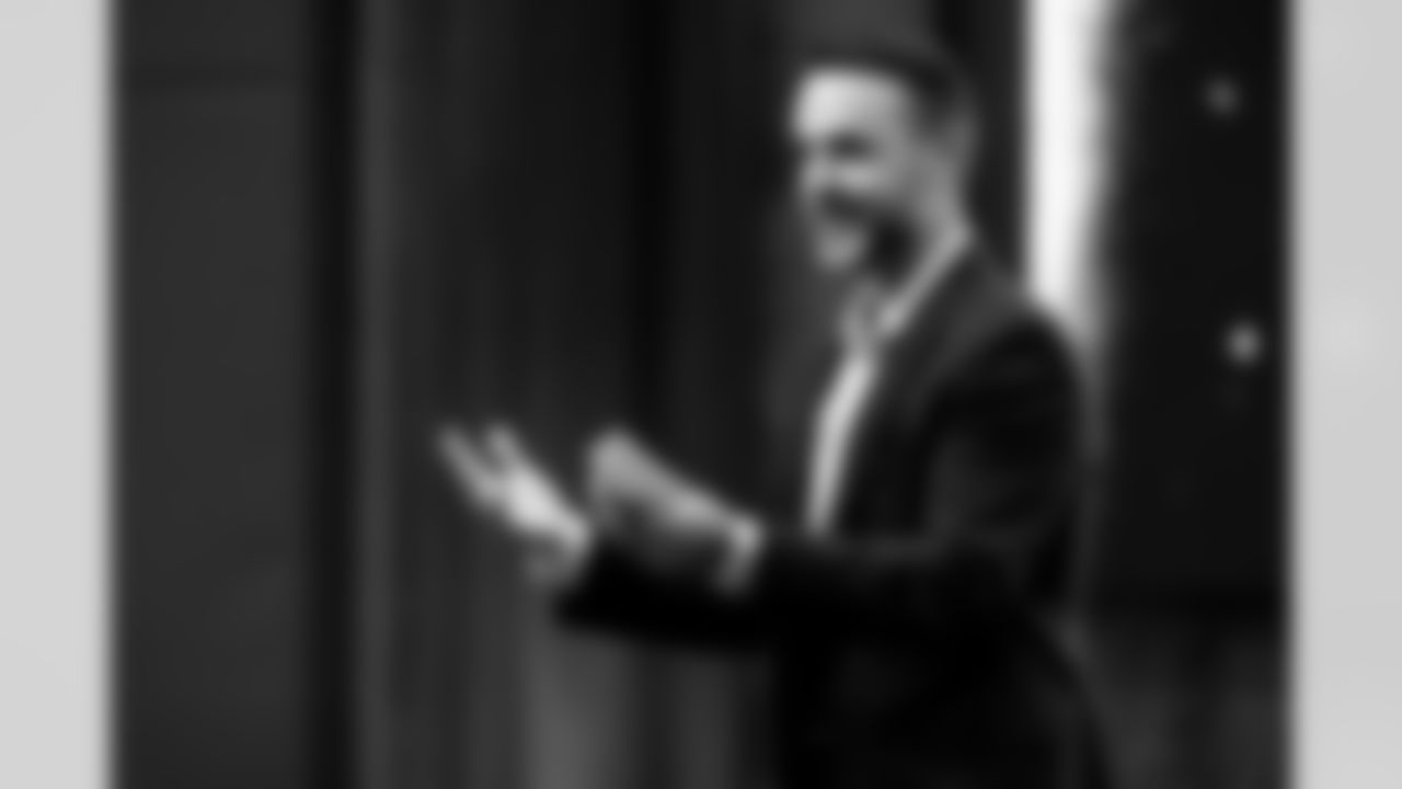 05_20260129_Minter_First_Day_sh_0328