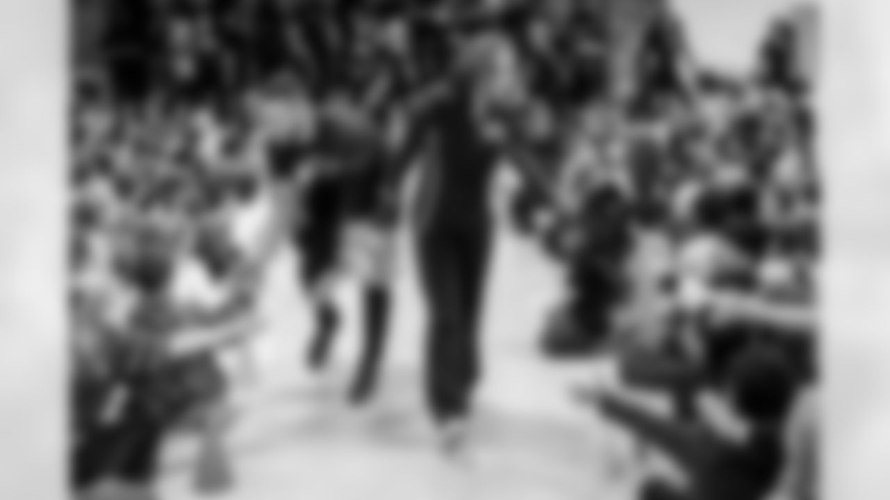 062_20251114_Purple_Caravan_sh_3111