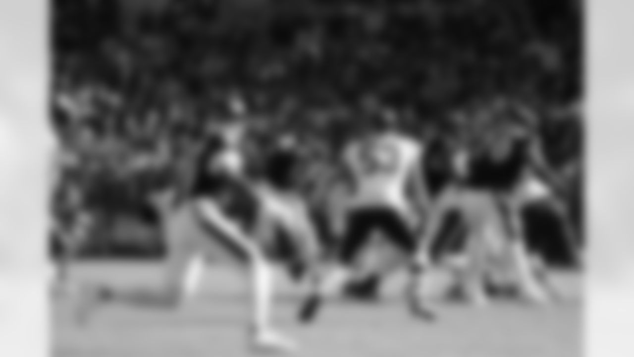 QB Tyler Huntley