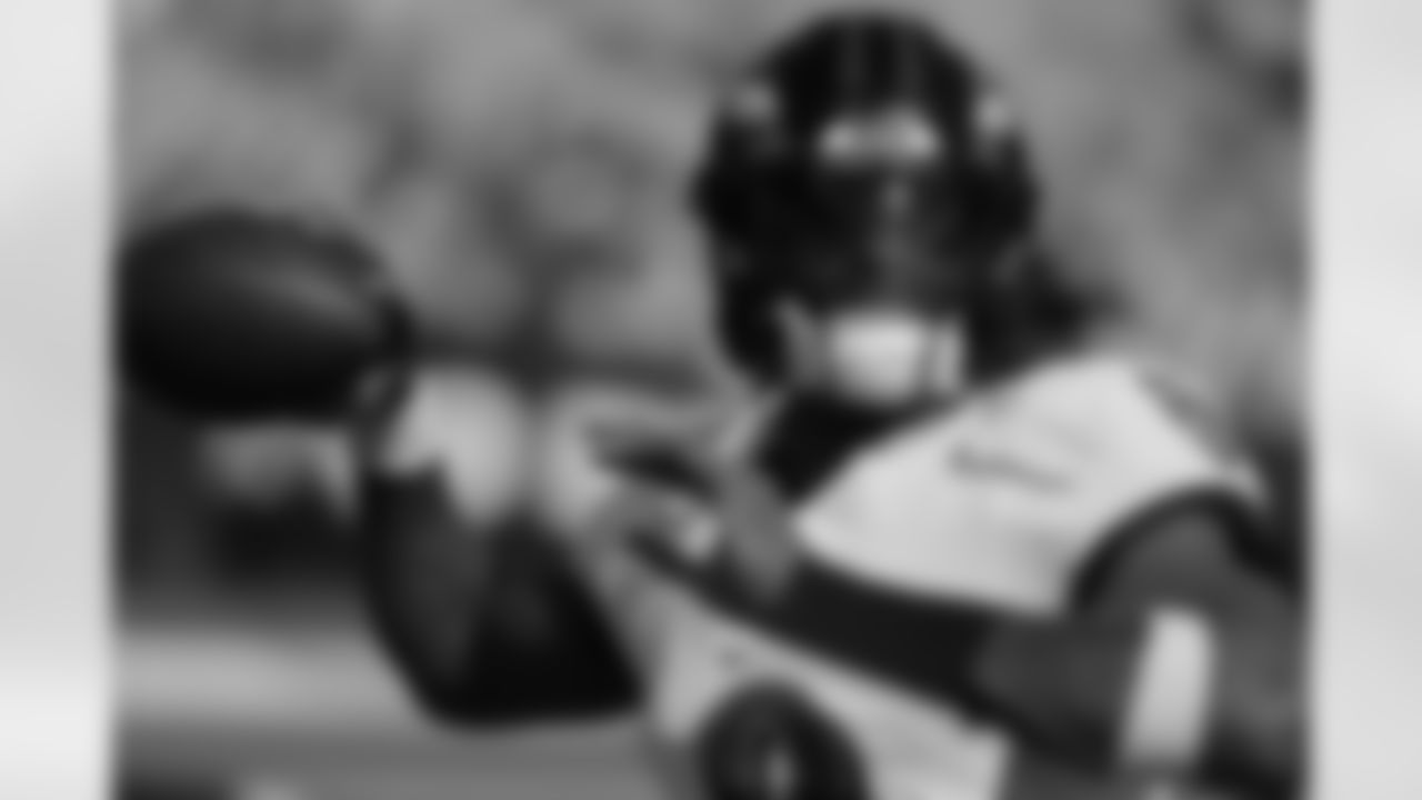 QB Lamar Jackson