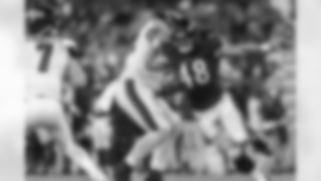 OLB - Joe Evans