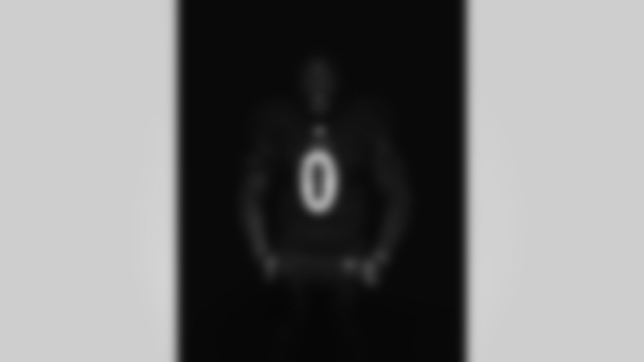 20231113_Black_Uniforms_sh_03