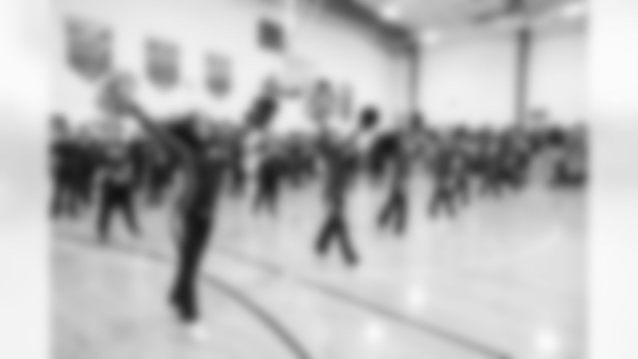 043_20251114_Purple_Caravan_sh_2068