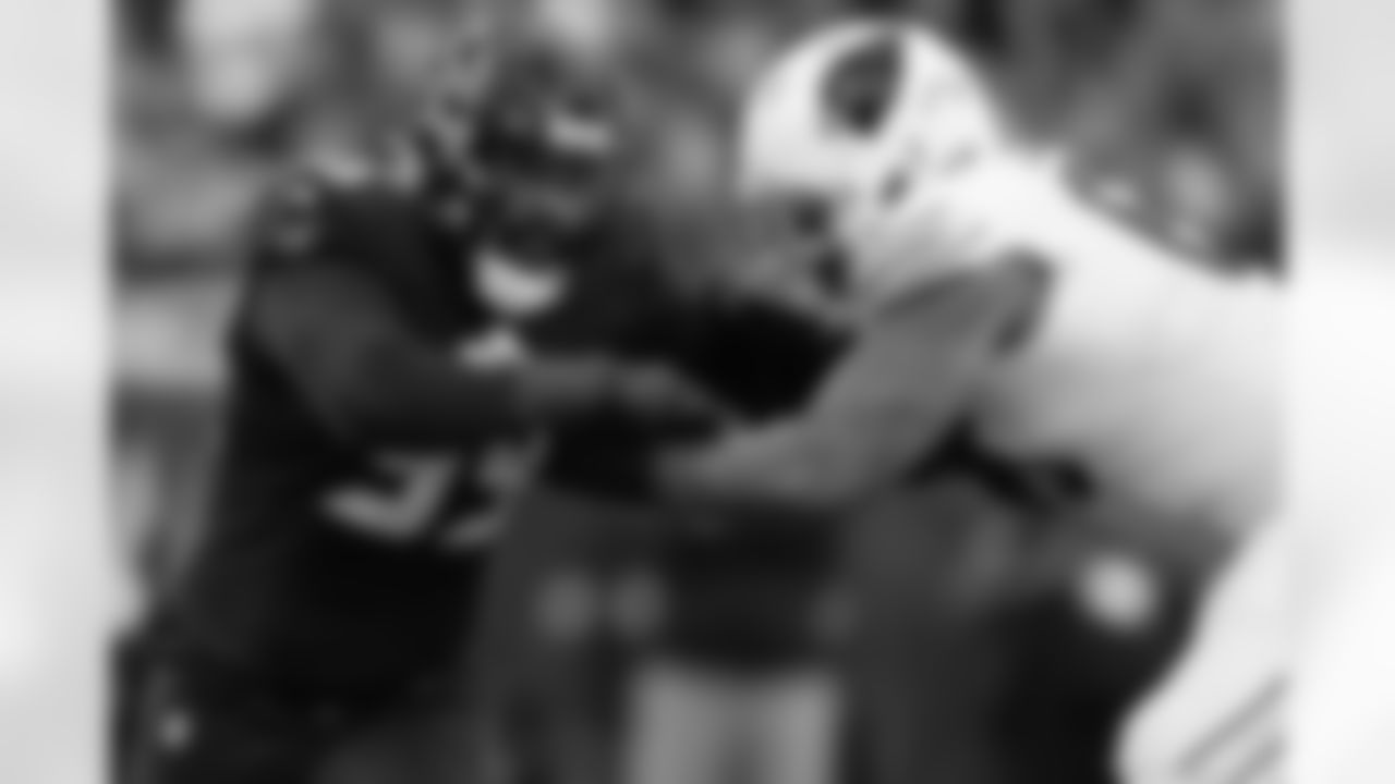 Derek Barnett, Houston Texans
2025 stats: 21 tackles, 5 sacks