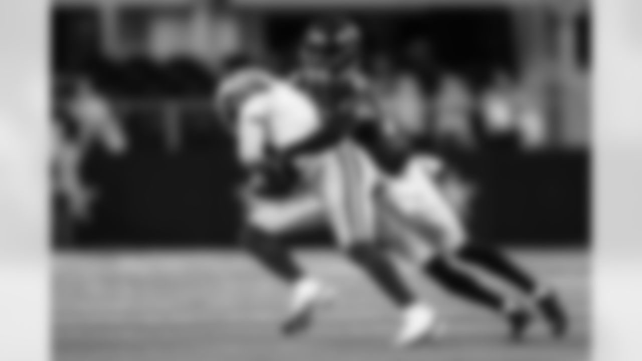 CB Marquise Robinson