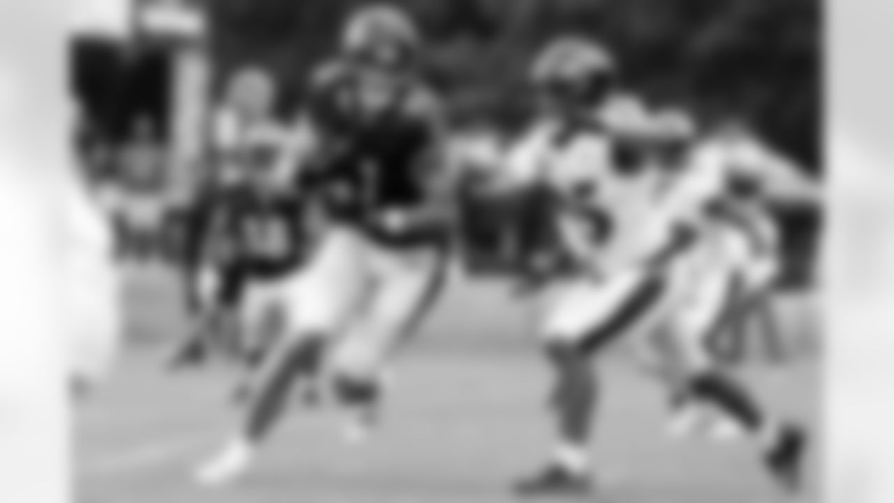 TE Baylor Cupp (left) & S Beau Brade (right)