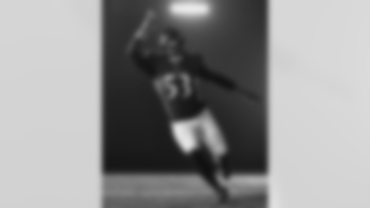 OLB Kyle Van Noy