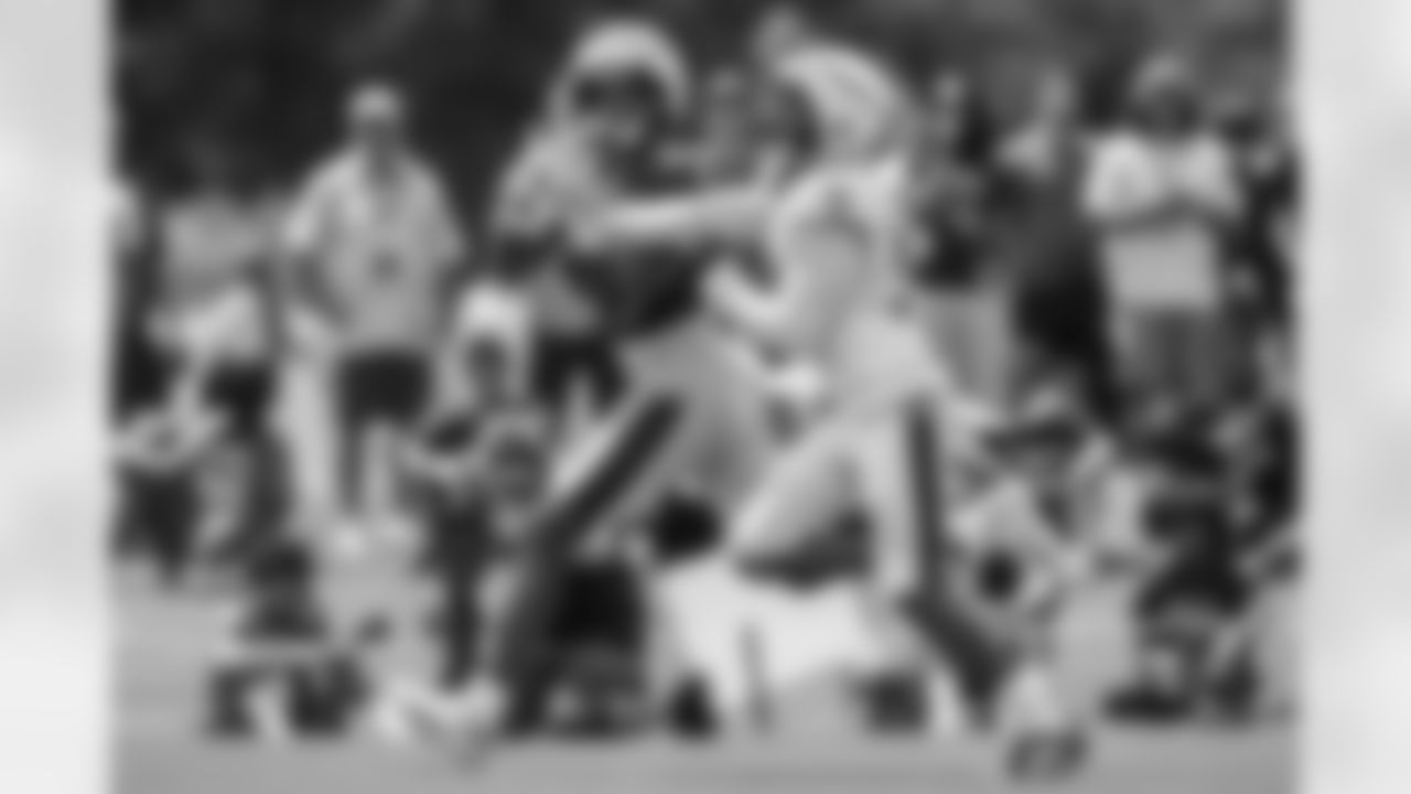 TE Scotty Washington