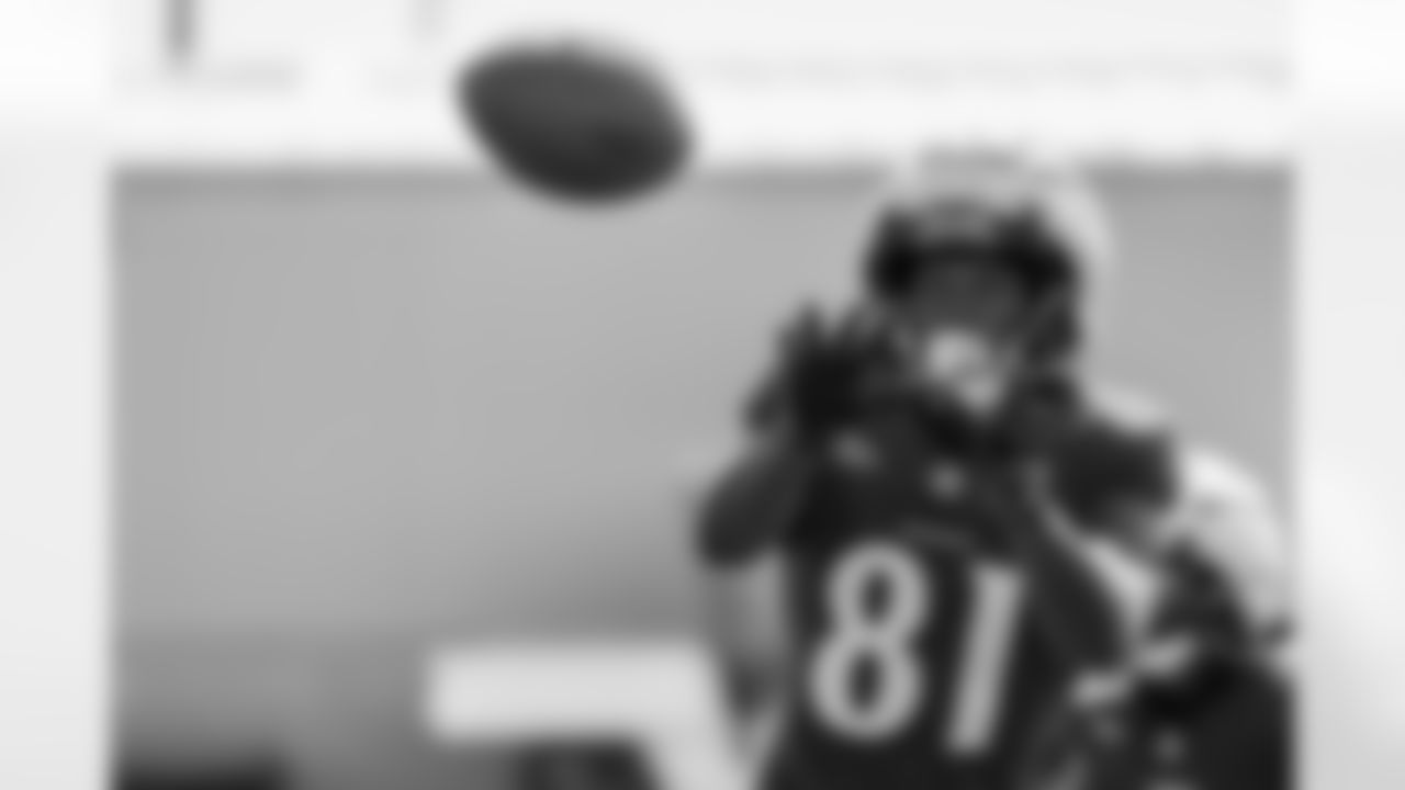WR No. 5 Devontez Walker