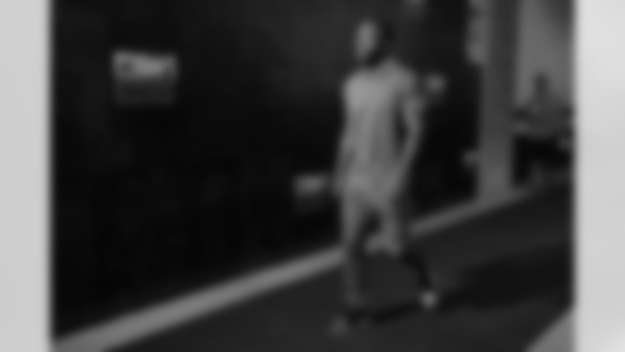 ILB Chris Board