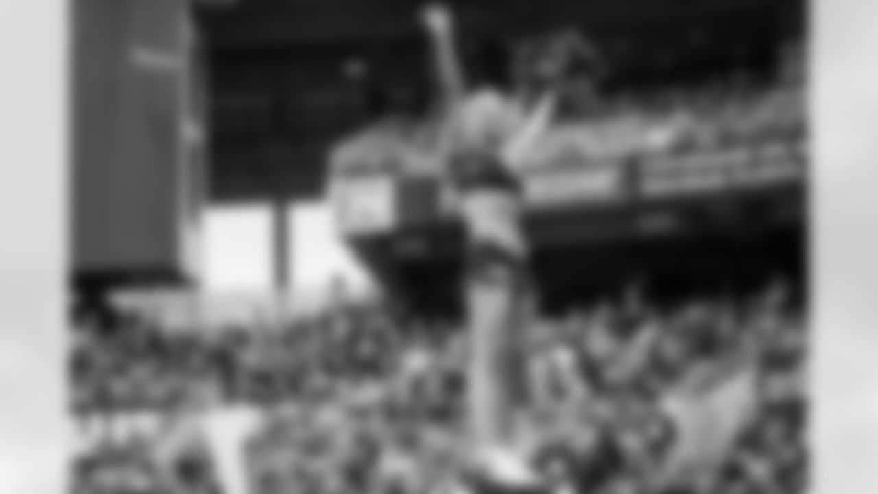 CHEER_WEB_101225-121