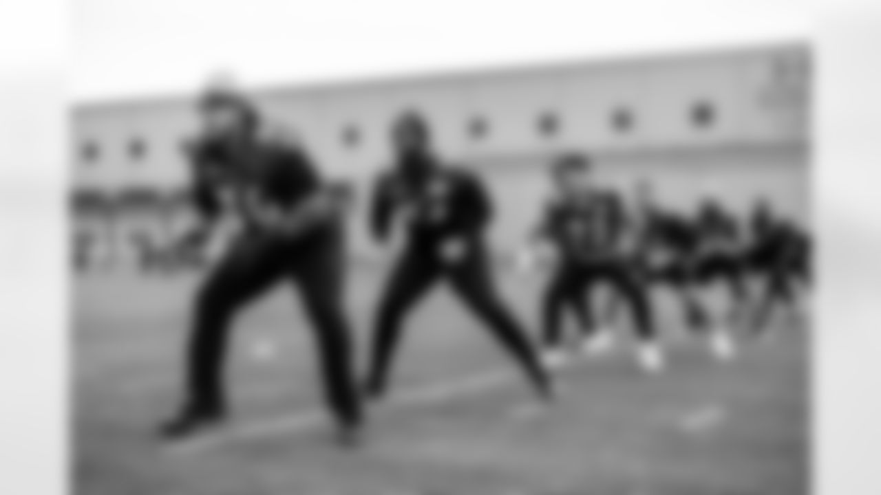 Offensive line drills