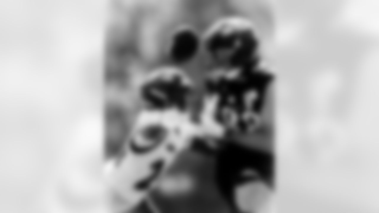 S Malaki Starks (left) & TE Charlie Kolar (right)