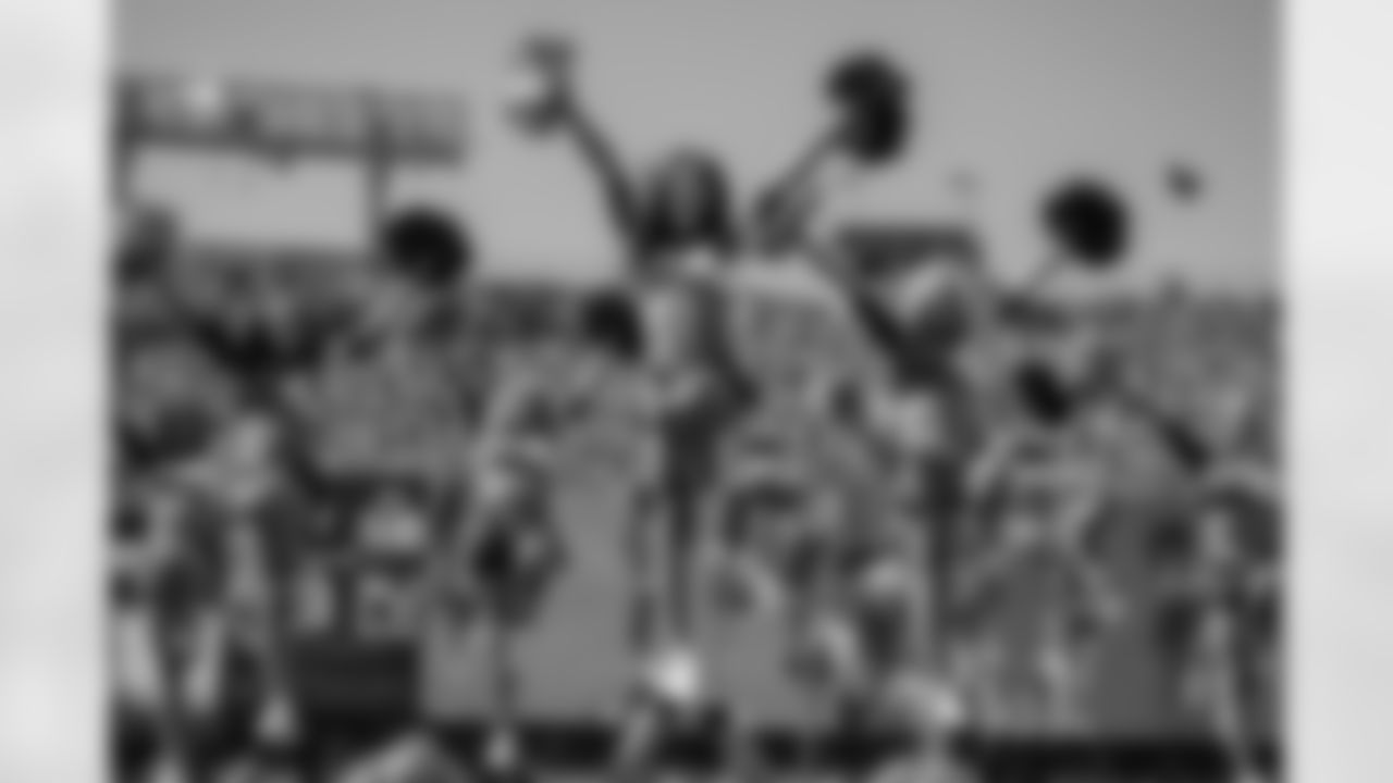 Cheer_WEB_100525-138