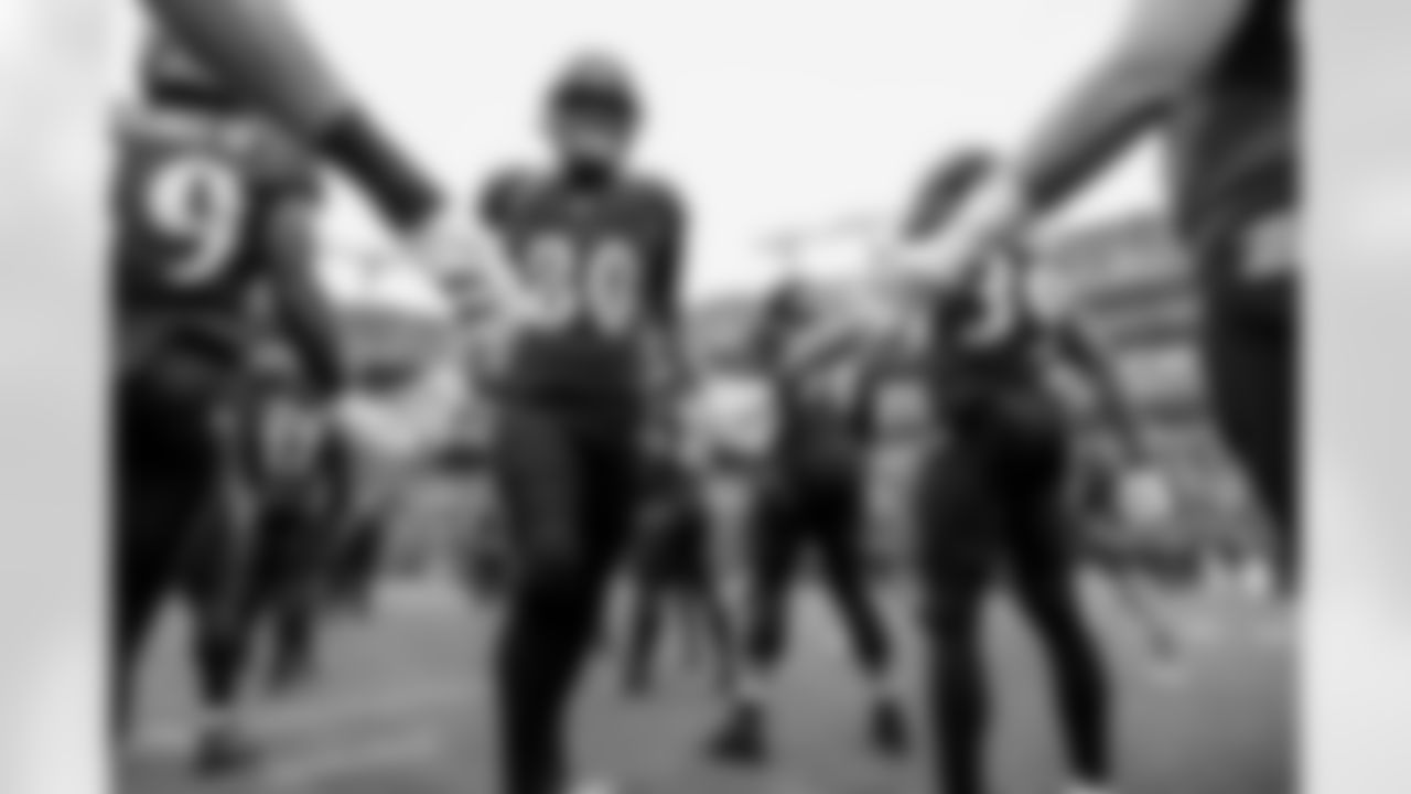 TE Isaiah Likely