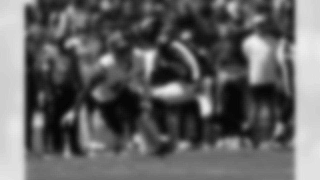 RB D'Ernest Johnson