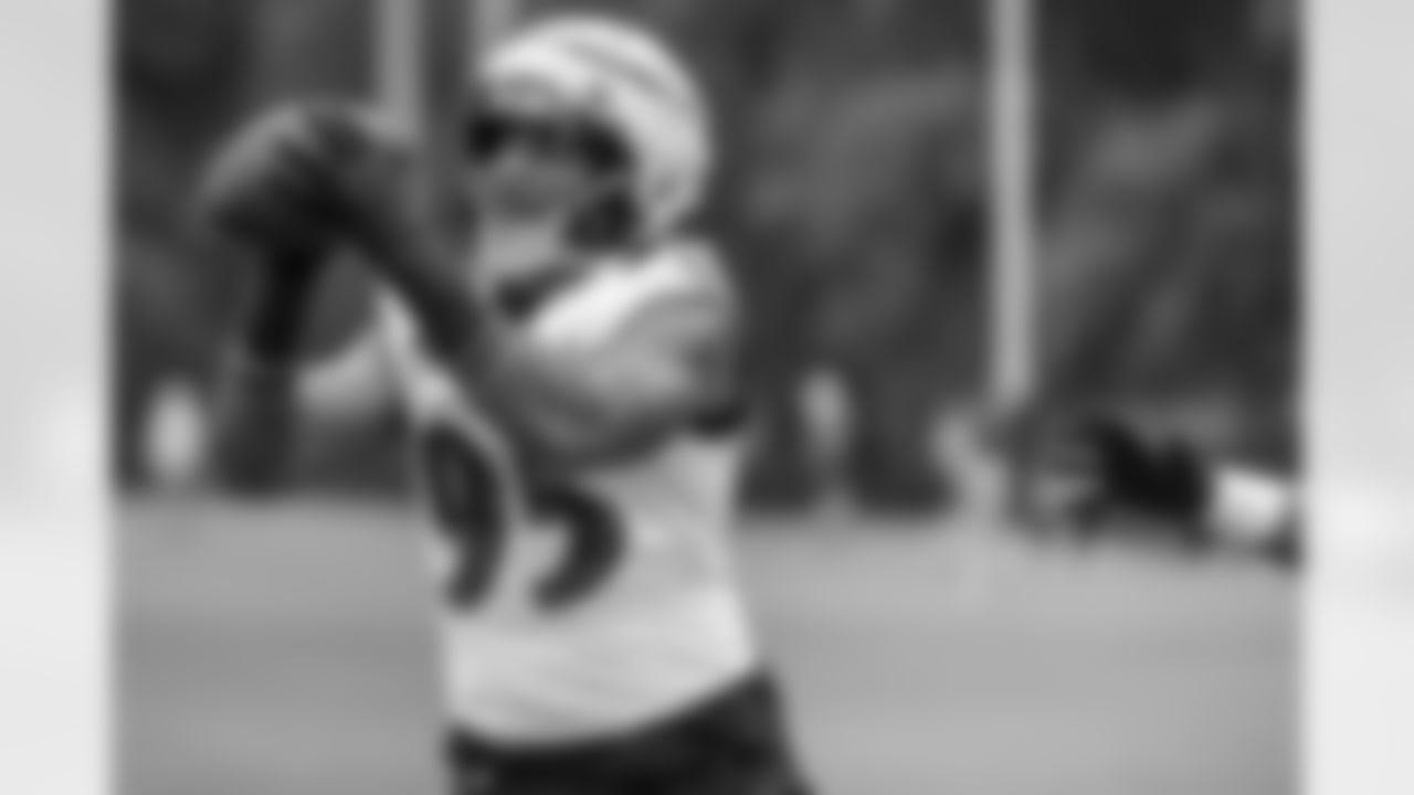 OLB Tavius Robinson
