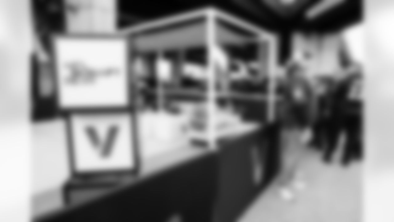 Check out these photos from RavensWalk