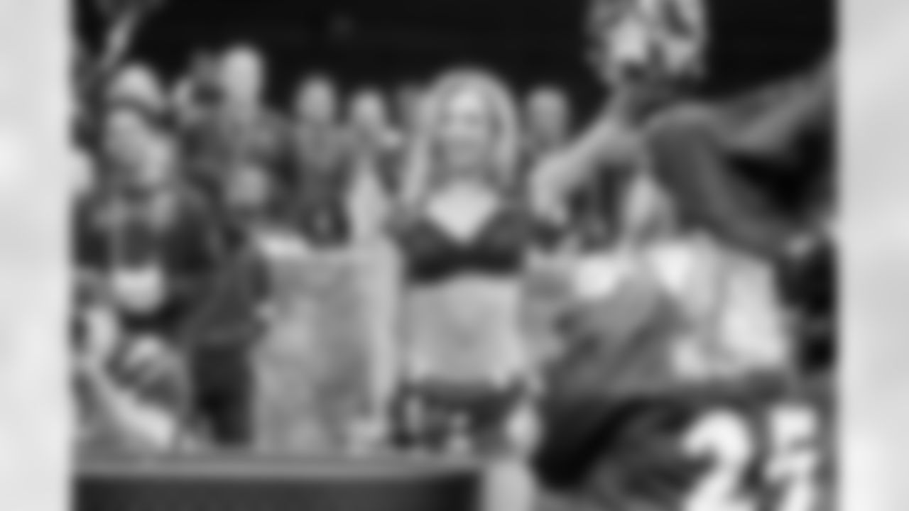 CHEER_WEB_101225-128