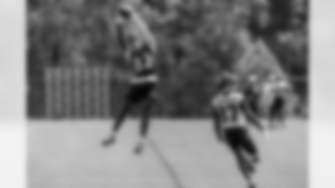 WR Dayton Wade (left) & CB Robert Longerbeam (right)