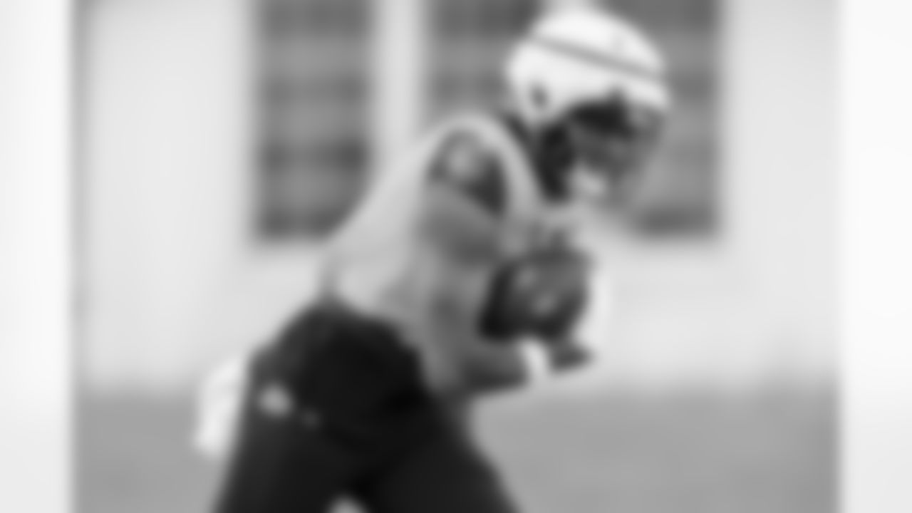 TE Scotty Washington