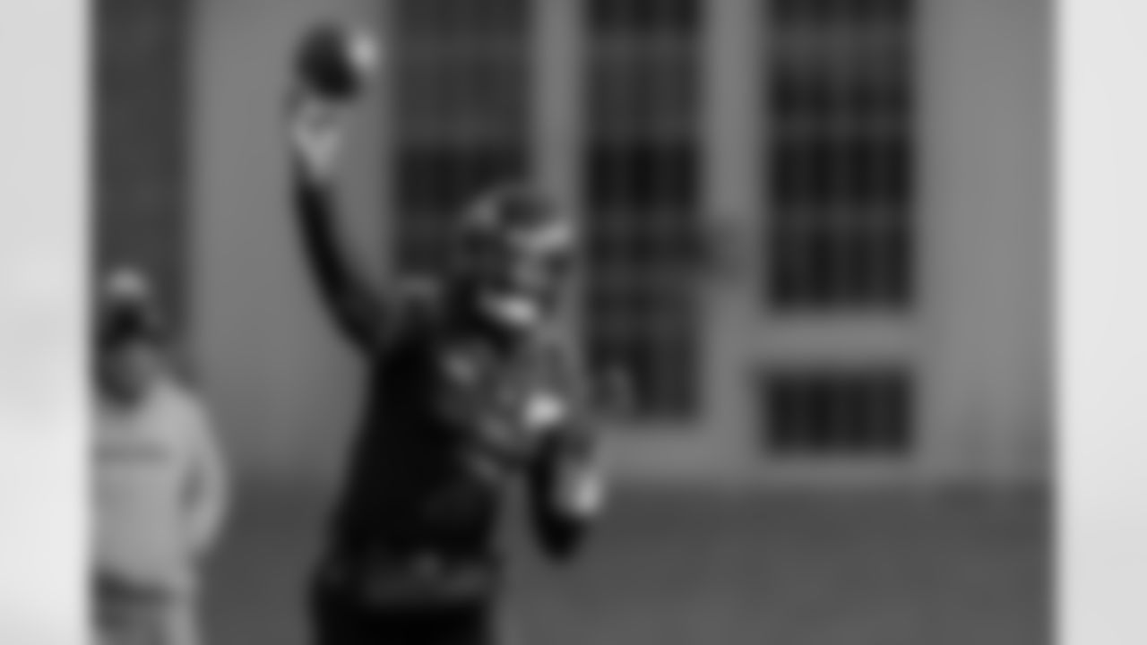 QB Tyler Huntley