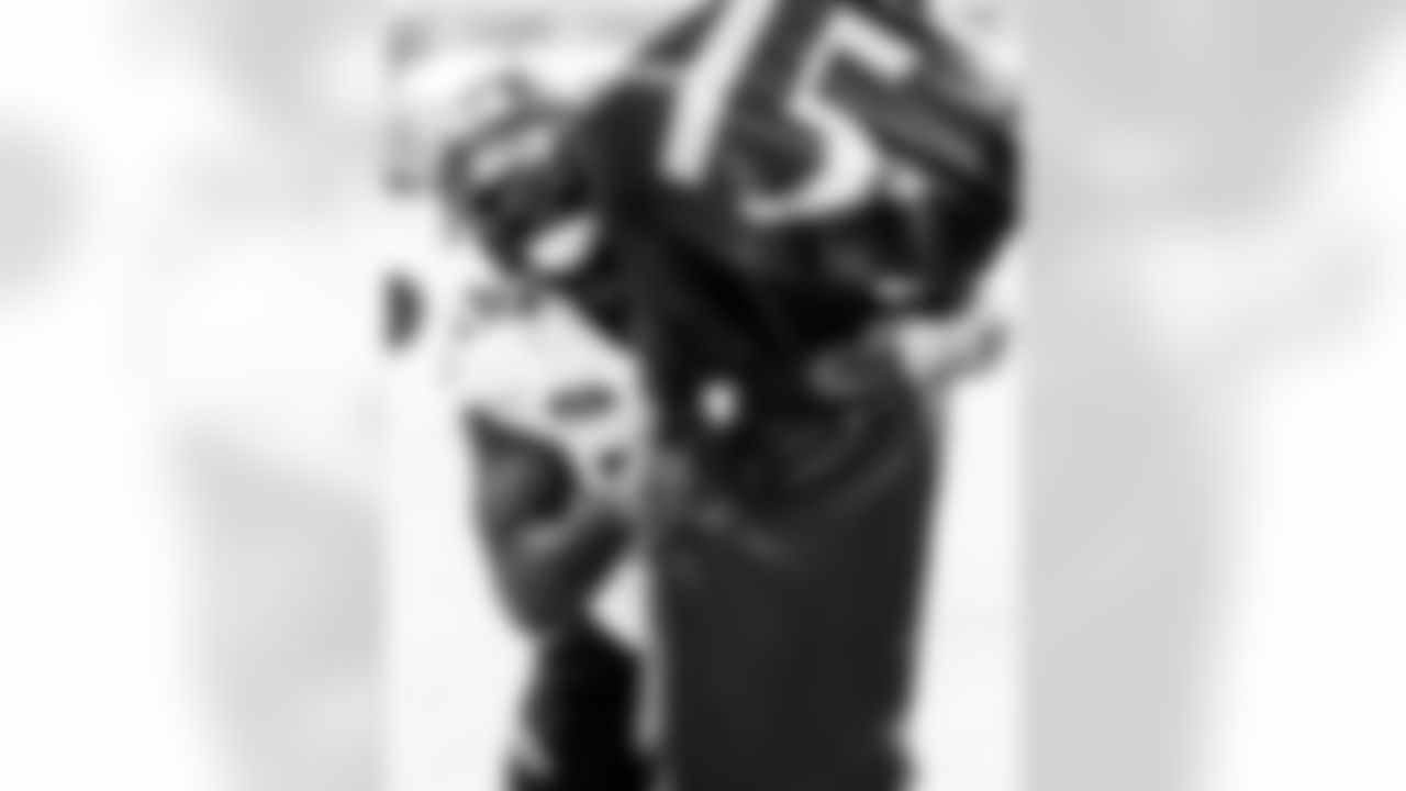 LB William Kwenkeu