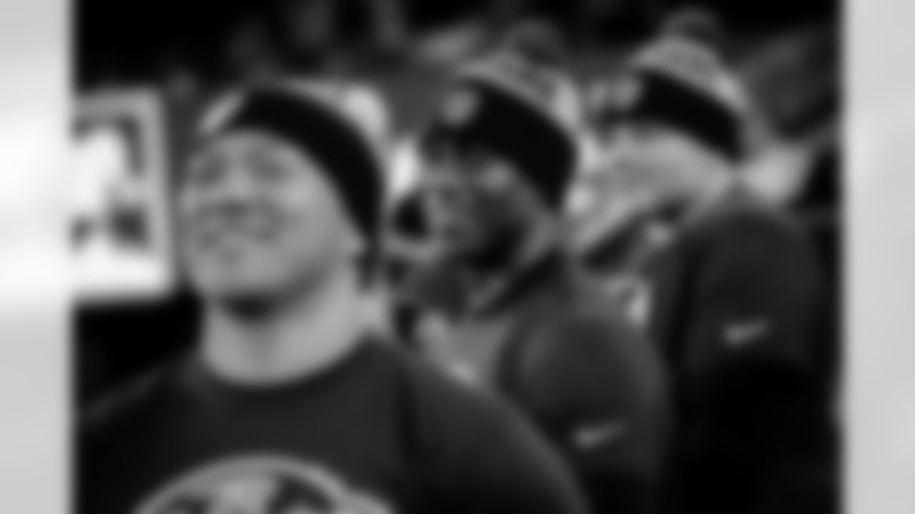 CHEER_WEB_112725-139