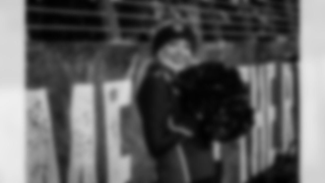 CHEER_WEB_112725-113