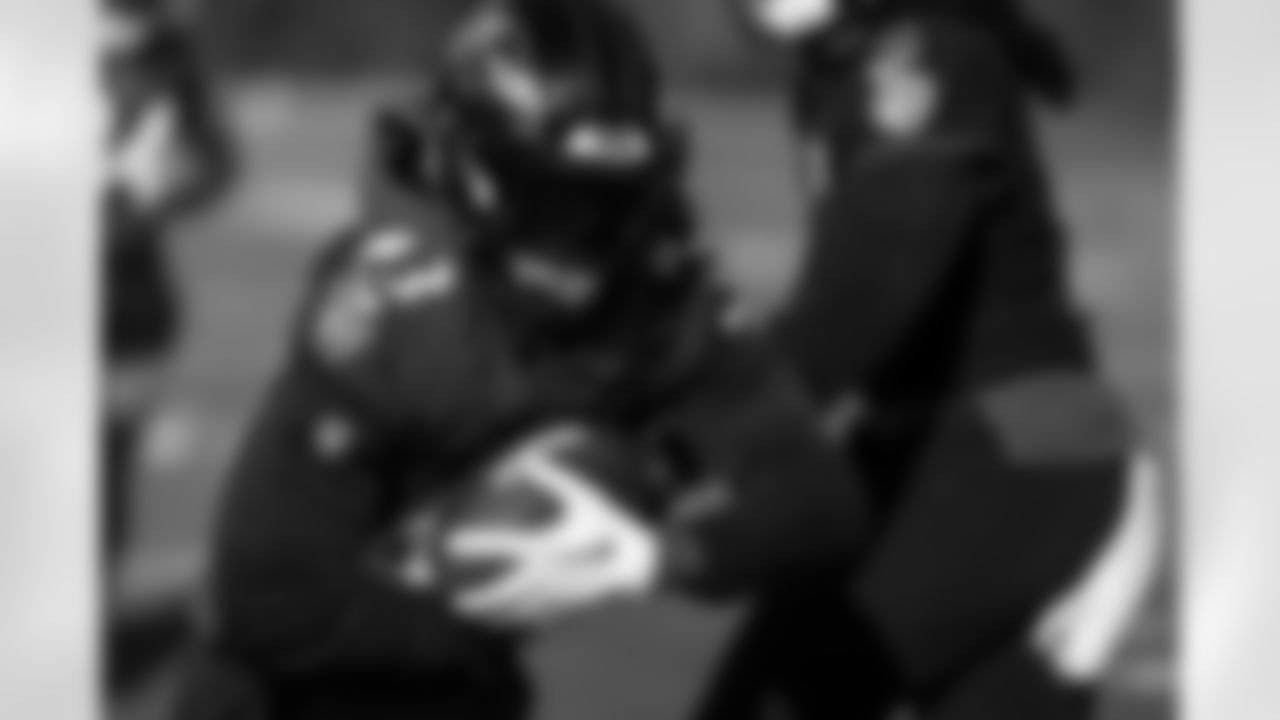 RB Justice Hill