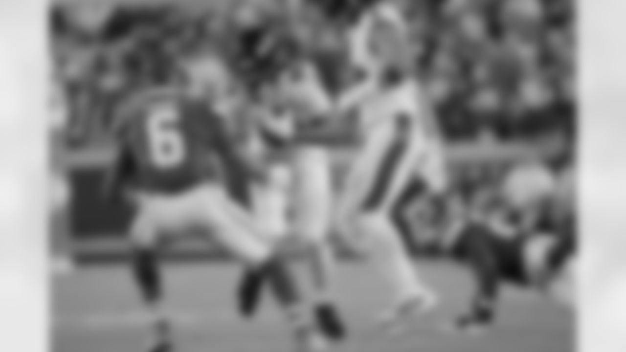 TE Isaiah Likely