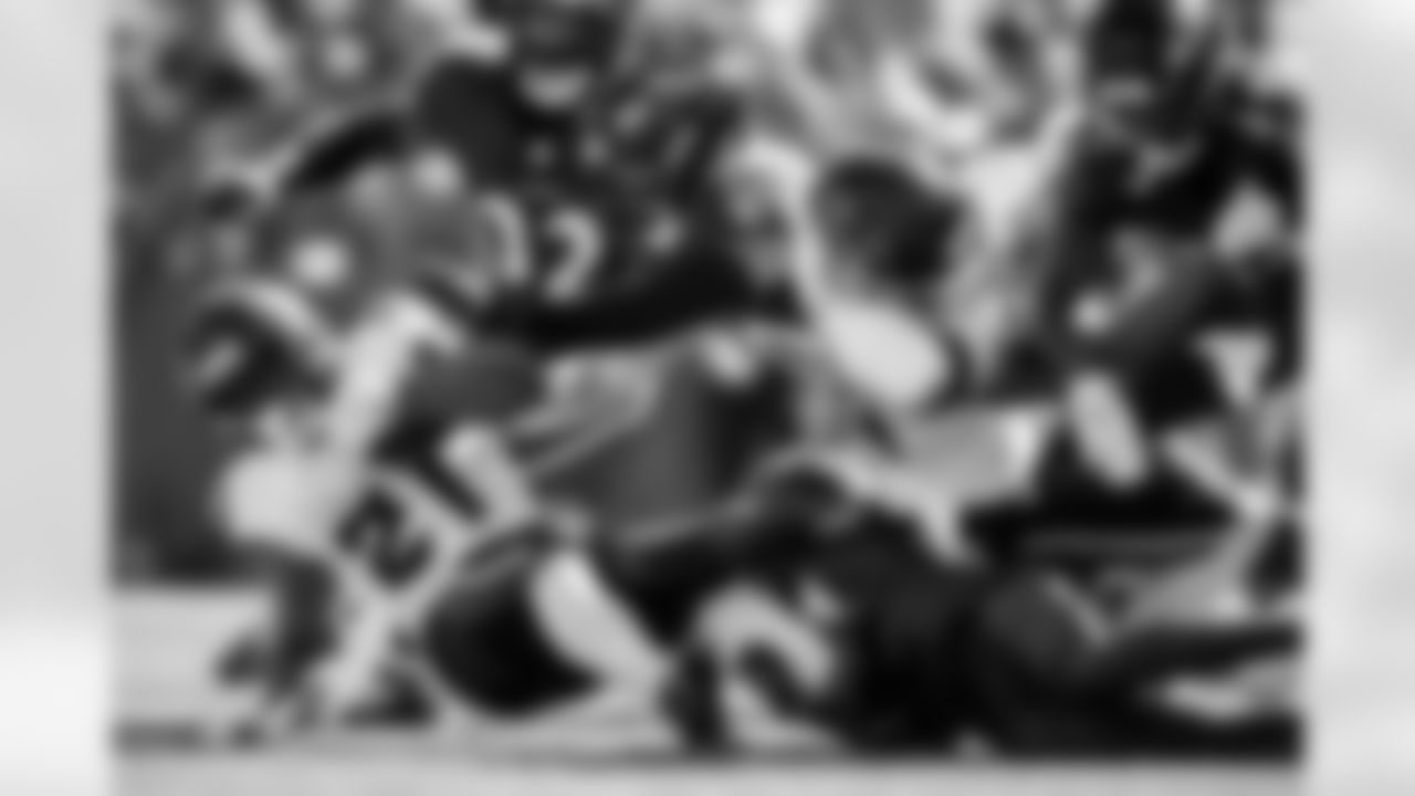 ILB Teddye Buchanan