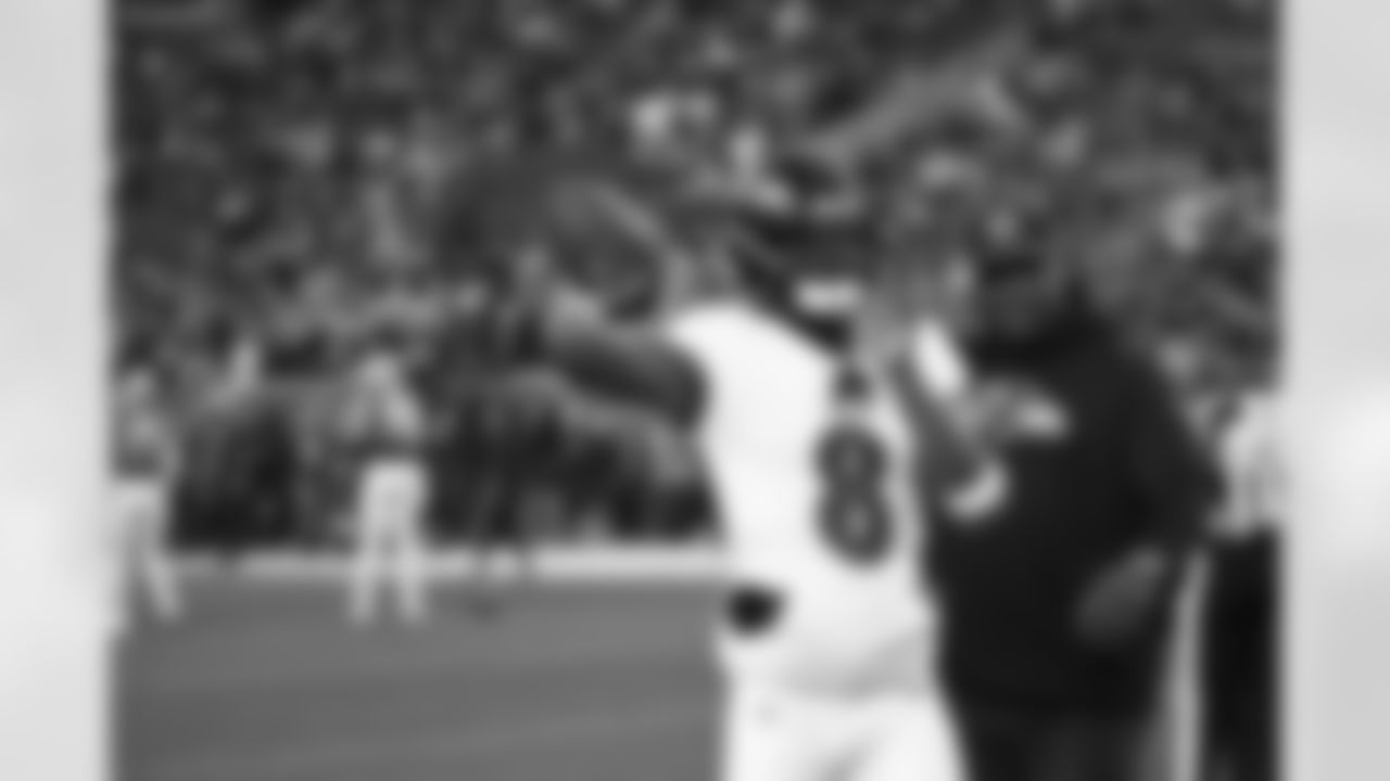 QB Lamar Jackson