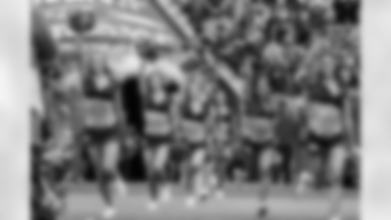 CHEER_WEB_101225-115
