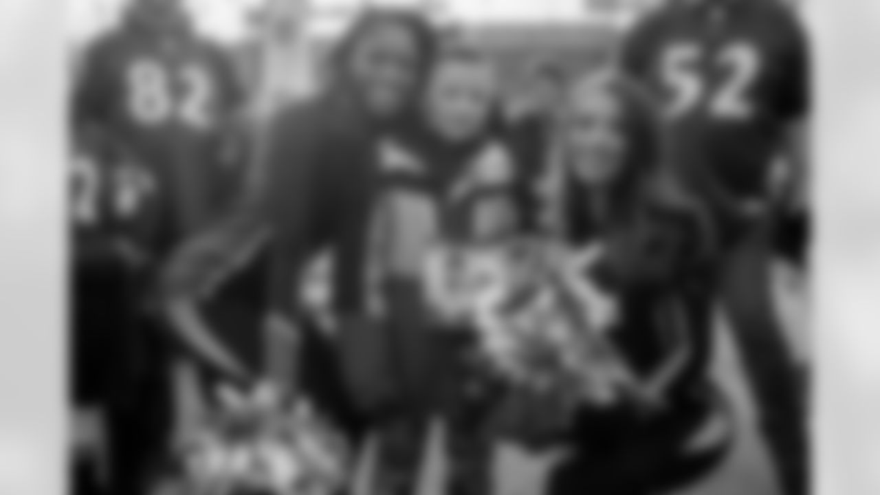 CHEER_WEB_120725-110