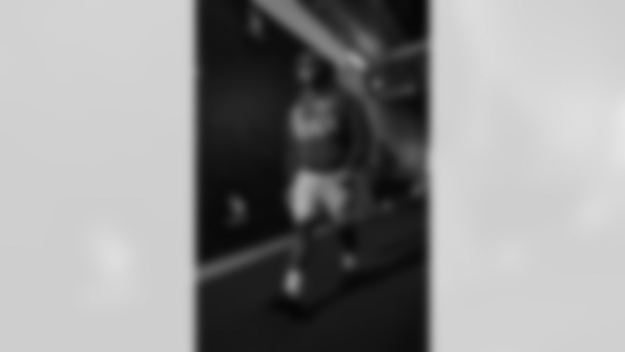 OLB Kaimon Rucker