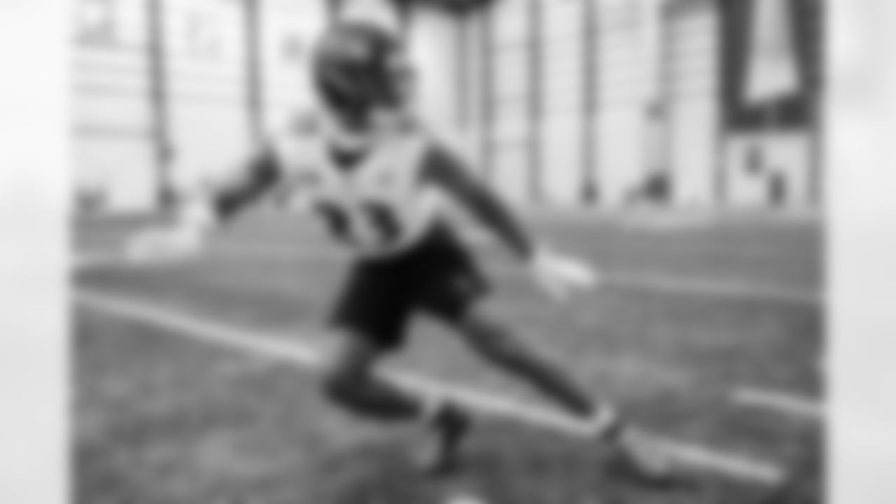 ILB Trenton Simpson