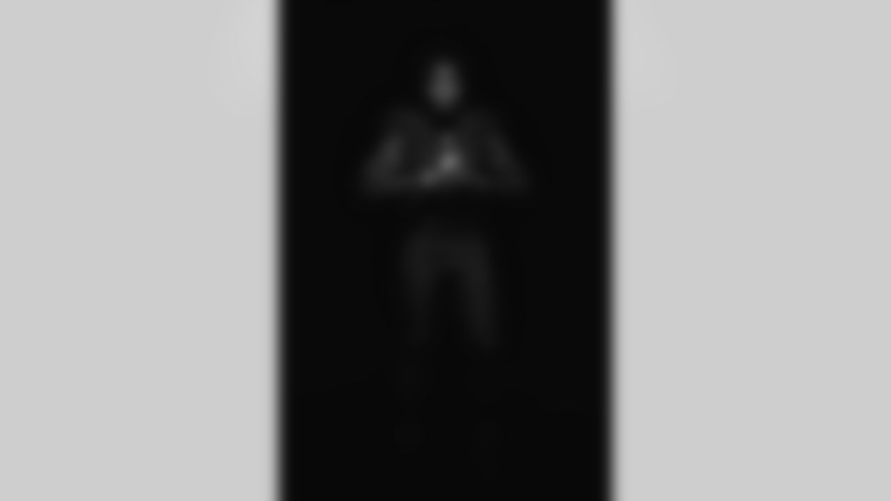 20231113_Black_Uniforms_sh_11