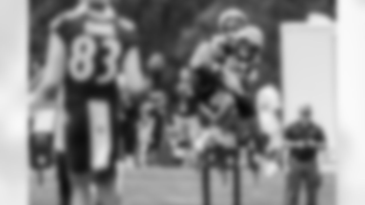 TE Scotty Washington