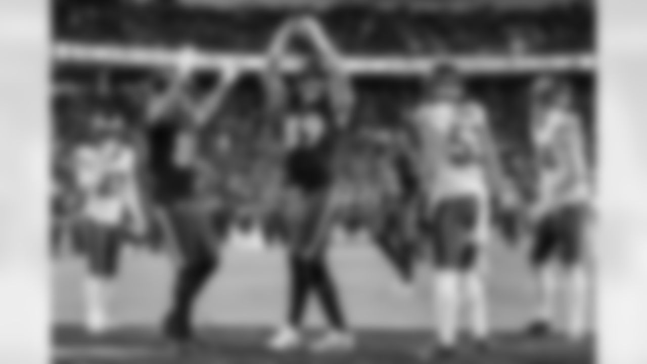 2024_BEST_093_20241201_vs_PHI_sh_06922