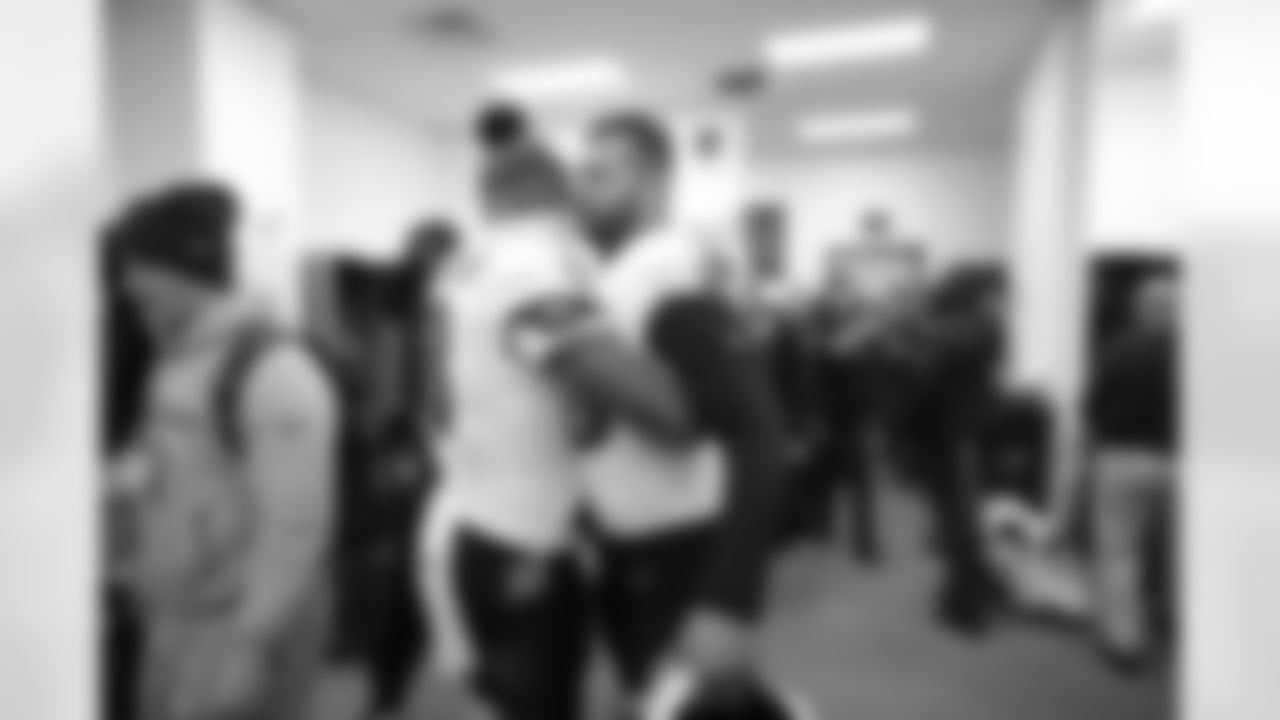 QB Lamar Jackson (left) & OLB Kyle Van Noy (right)