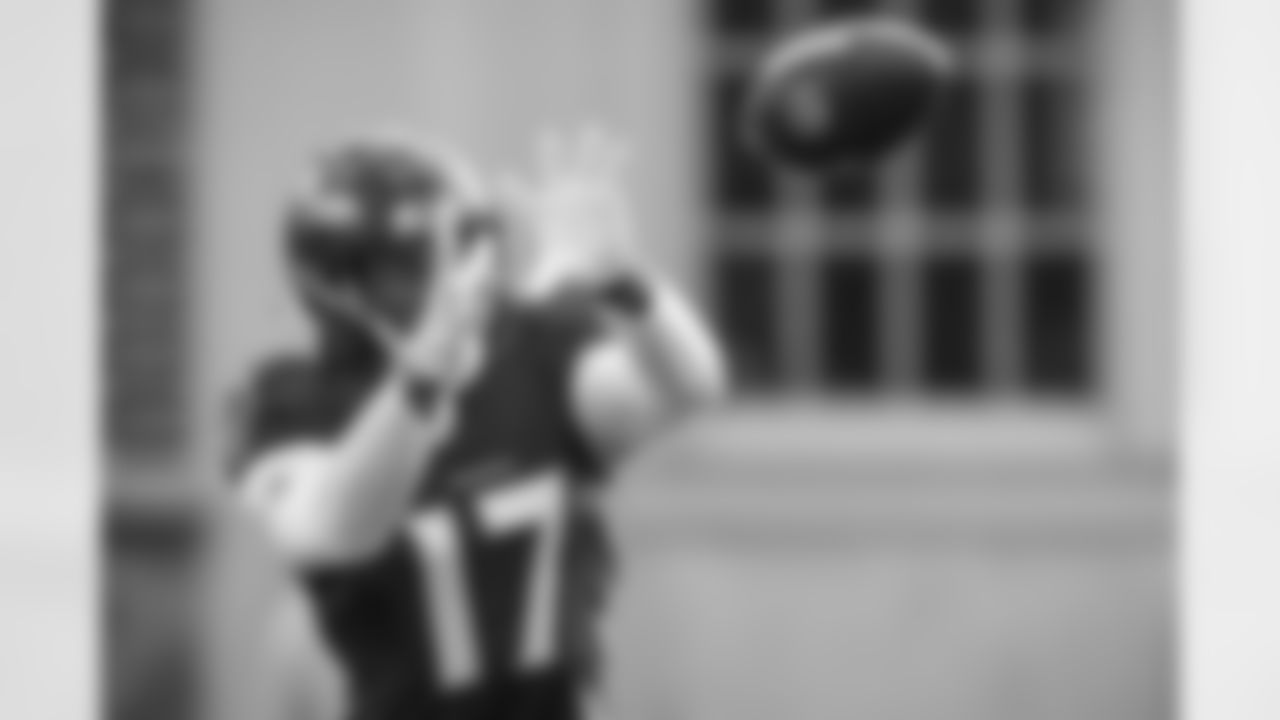 WR Sean Ryan