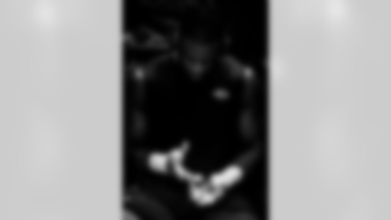 OLB Odafe Oweh