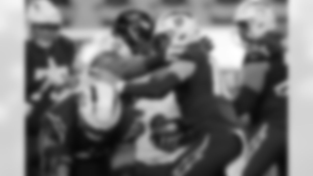 DT Travis Jones