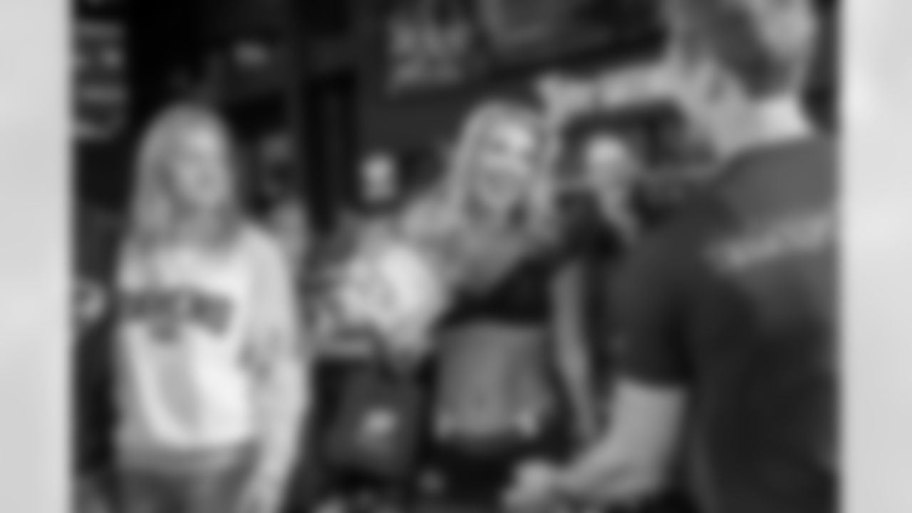 CHEER_WEB_101225-103