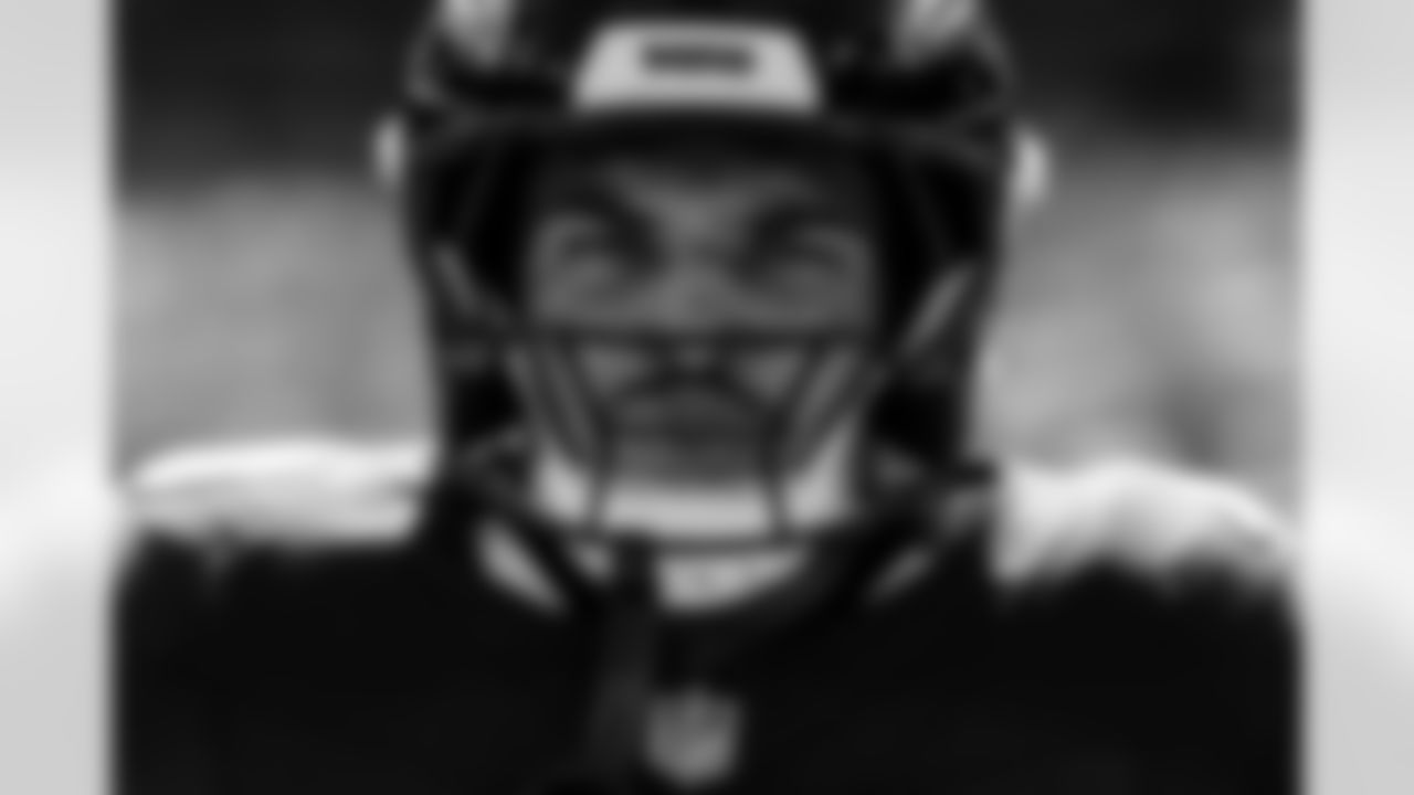 ILB Teddye Buchanan