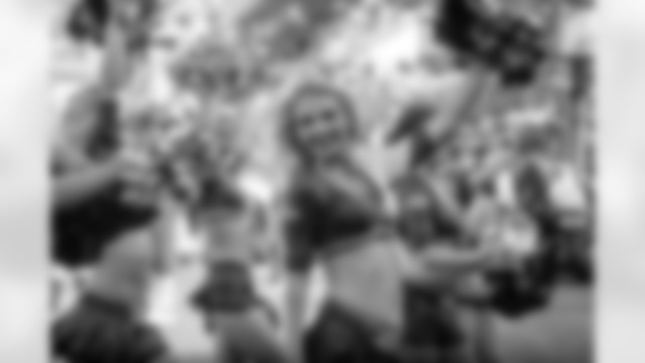 Cheer_WEB_100525-154