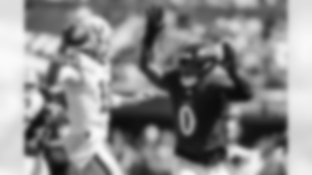 ILB Roquan Smith (2018, No. 8 by Bears)
The Ravens acquired Smith via trade in 2022, and it's been a home run addition ever since. Since joining the Ravens via trade in 2022, Smith has fit in seemingly in Baltimore and has been the leading tackler on the Ravens each of the past two years.