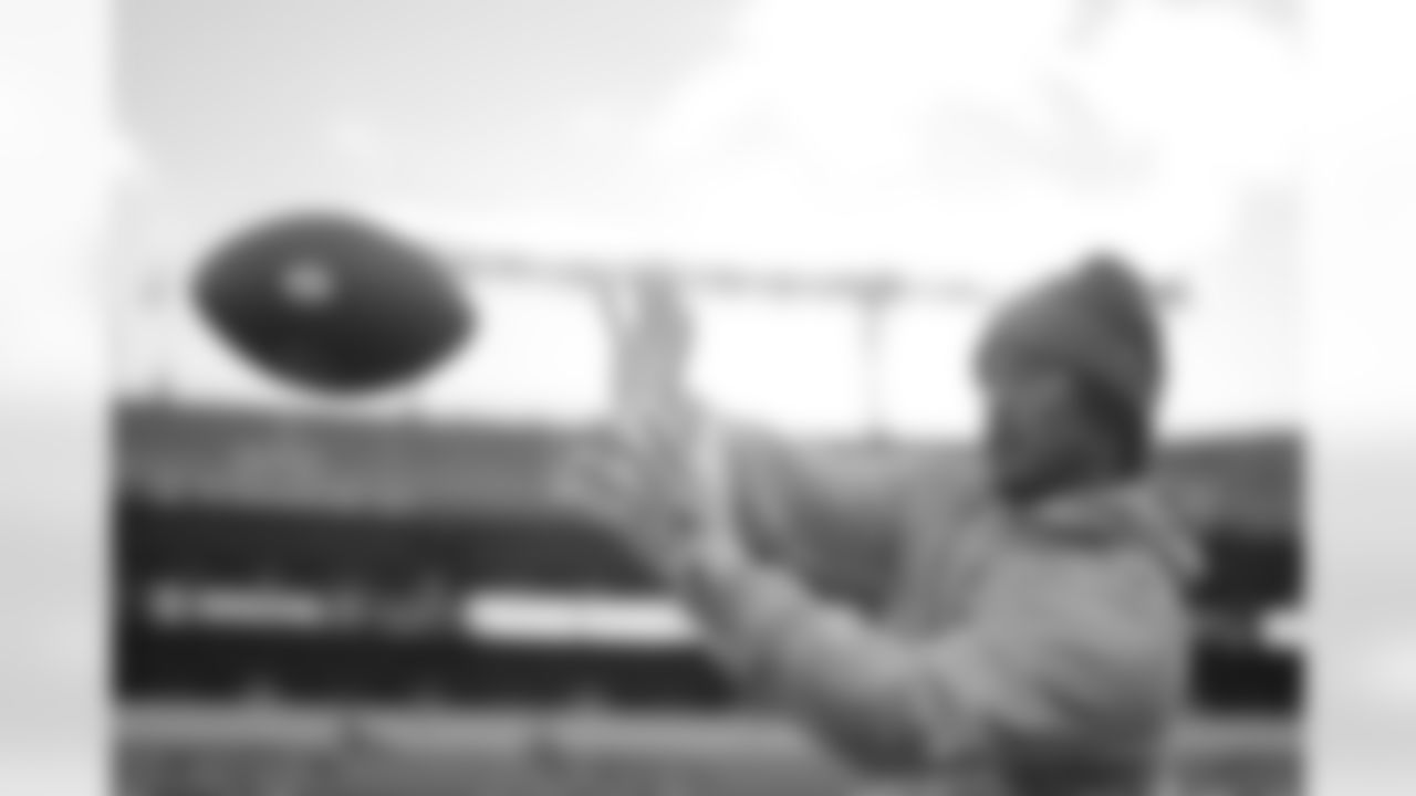 TE Isaiah Likely